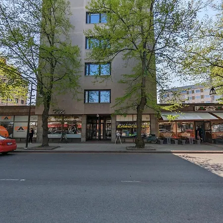 Huoneisto Wonderful And Spacious Center - Own Carpark Rauma