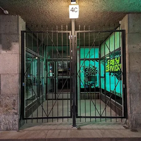 Wonderful And Spacious Center - Own Carpark Huoneisto Rauma